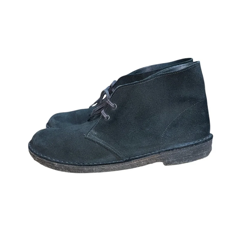 Clarks Desert Boot Mens Size 9 Black Suede Chukka Crepe Sole Mid Top Shoes